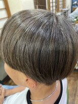 ヘアーメイクプシュケ オトナのグレーカラー