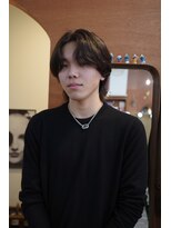 エディ(Edy)&nbsp;メンズセンターパートマッシュウルフカルマヘアニュアンスパーマ