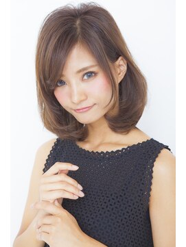 ルームス(ROOMS) 【ROOMS銀座】厚めバングなベージュカラー