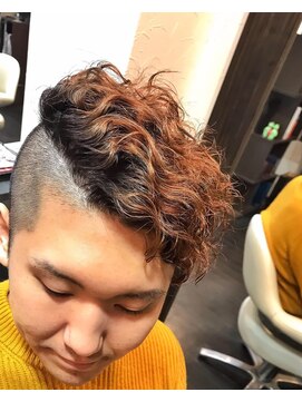 オムヘアーツー (HOMME HAIR 2) #Kjstyle#サイドパートモヒカン#ハードパーマ#hommehair2nd櫻井