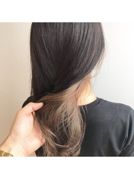 ルル(LuLu by KENJE) インナーカラー×ベージュ