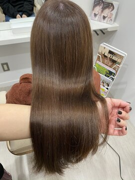 ウル(`Uru) カラーでの艶髪^ ^