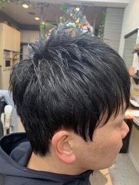 マコ(mako) ツーブロショート