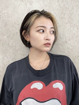 サンク 原宿 表参道(cinq) インナーカラーボブイヤリングカラーショートナチュラルボブ30代