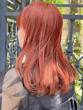 ルル 表参道(lulu.) オレンジカラー  暖色カラー 切りっぱなし ロブ【Riku】