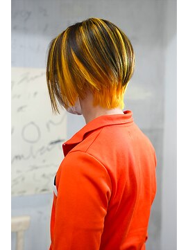 マーシー(MAAAAAC) 【MAAAAAC】タイトショートボブイエローミックス