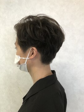 フレンズオブジェ(FRIENDS obje) フロント立ち上げスタイル