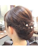 シニヨンヘア結婚式二次会お呼ばれスタイル