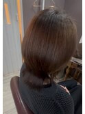 エイジング毛×酸性ストレート×トーンダウンカラー