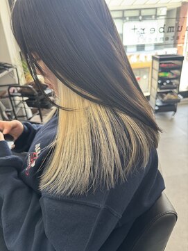 ナンバー 竪町(number+) 20代30代大人可愛いイヤリングカラーストレートホワイトブロンド