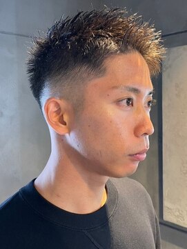 ディスイズバーバー(THIS IS BARBER) 刈り上げ アップバング フェード スパイキーショート【札幌】