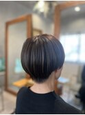 美髪ハイライトショート
