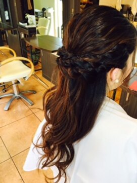 ヘアディレクション ビークス 上並榎店(HAIR DIRECTION BEECX) ロープ編み込みハーフアップ☆