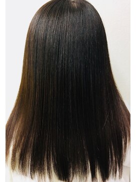 ヘア プロデュース サクラ(HAIR PRODUCE SAKURA) 艶感ストレート。