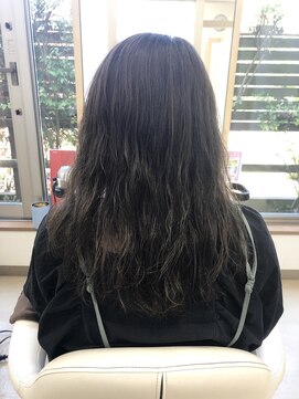 アドゥーヘア ヴィス(A do hair vis) カーキグレージュ