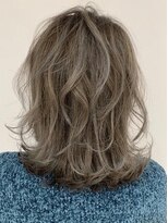 ミスト(mist)&nbsp;【 mist 】バレイヤージュ × グレージュ（金沢文庫/金沢八景）