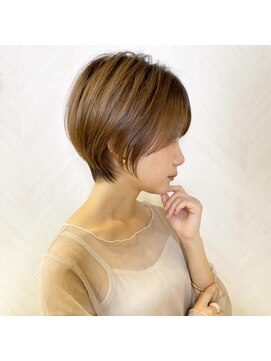 ロンド ストラーダ 心斎橋(Lond strada) ショートグレージュカラーボブウルフココアベージュ