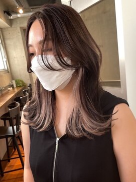 サイン 表参道(SIGN) イヤリングカラーレイヤーカットツヤ髪グレージュブルージュ