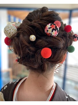 マンティラ(Mantilla) 成人式ヘアセット