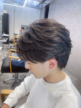 メンズサロン キング 梅田店(Men’s salon K!ng) 波巻きツイストスパイラルパーマ/フェザーパーマ/眉毛/メンズ