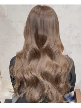 ベルダ 高槻(BELDAD) 前髪に合わせ/リフトレイヤー/ナチュラル/くびれ巻き/モテ髪