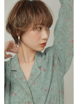 メルカ 天王寺(melca.) 憧れを叶える長さのある大人ショートヘア