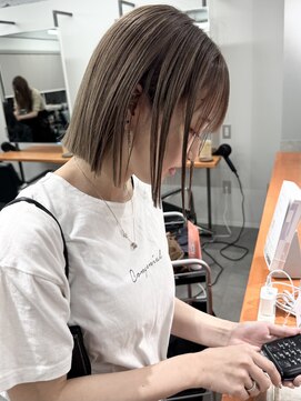 レブ 三条河原町(Reb,) ボブ/タッセルボブ/切りっぱなしボブ/ミルクティーベージュ