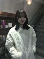 ヘアーデザイン アルエ(HAIR×design ARUE) ミディアム くびれスタイル 透明感オリーブグレージュ