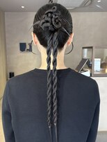 ロウROW)&nbsp;タイト ポニー ヘアセット ヘアアレンジ 結婚式ヘアセット