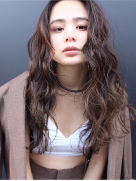 ソルトウォーター(SALT WATER) 外国人風ホワイトグレージュ×ハイライト波打ち