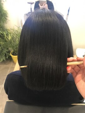 アールサロン アオヤマ(Rr SALON AOYAMA) ミルキーミネコラ