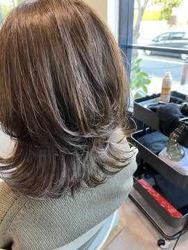 ステラ(Ster.) 外ハネレイヤースタイル