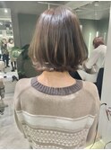 脱ショート レイヤーボブでフワッと