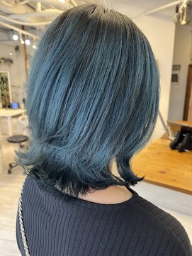 フラバー(flover) 【ブリーチありエメラルドグリーン×くびれボブ】kanna