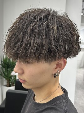 ルースト 八王子店(ROOST) イナズマツイスト