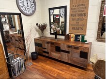 ビューティー サロン ノエル(Beauty salon Noel)の雰囲気（オシャレなインテリアに囲まれた店内♪こだわりの時計です☆）