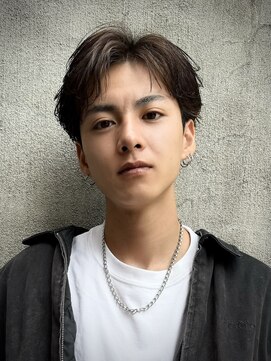 ロンド アンブル 四条烏丸(Lond ambre) 萱原大幹 センターパート/眉毛/短髪/メンズカット