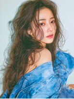 ラベスト キョウト(LOVEST)&nbsp;レイヤーカット/センターパート/アッシュブラウン/ローレイヤー