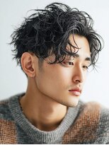 リベルテ グリット(Liberte Grit)&nbsp;黒髪×強めツイストスパイラルで男らしさ全開ワイルド刈り上げ