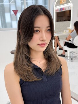 コア プラス 立川(COA PLUS) 韓国風レイヤーカット髪質改善ダブルカラーハッシュカット