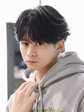 リップス レイ ギンザ(LIPPS Ray GINZA) 曲がる縮毛矯正でつくるナチュラル2wayセンターパート