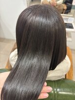 エズ(Eze) オリーブアッシュ