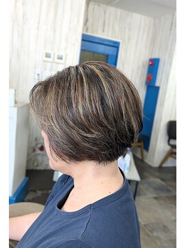 ヘアリゾート エーアイ 浅草ROX店(hair resort Ai) 丸みショート、白髪ぼかしハイライト