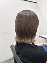 セカンド(Second)&nbsp;Second   ×　外ハネスタイル