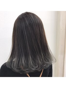 カリス(CHARIS) 裾グレー