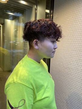 エル(EL by green) （Kotaro)無造作パーマ×ワインレッド