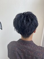 シリー(SILLY)&nbsp;刈り上げ高めのセンターパート