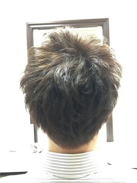 ネクサス 田町店 ふんわりマッシュ風のナチュラルスタイル<田町><理容室>