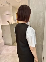 ヨーク(YOKE)&nbsp;YOKE 大人ボブ切りっぱなしボブ外ハネボブダブルカラーボルドー