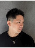 短髪フェード／ベリーショート／ダークアッシュ